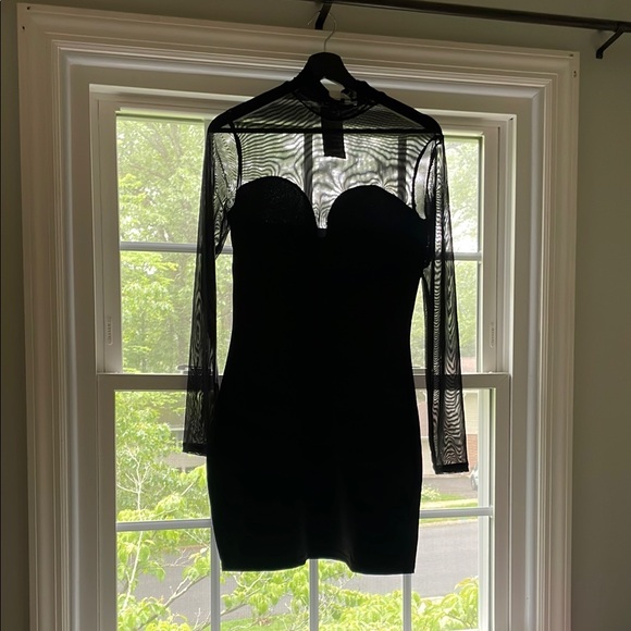 H&M Dresses & Skirts - H&M Black Bodycon Long Sleeve‎ Dress | New | Size M | New